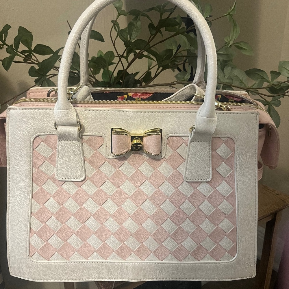 Betsey Johnson purse